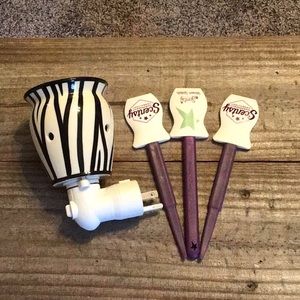 Scentsy Zebra Warmer